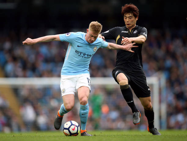 历了包括巨 历了包括巨